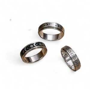 ⭐️ 4 for $20 - Bundle and save!!⭐️
Silver Spinner Ring Celestial Rings Set